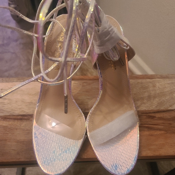 Fashion Iridescent heels - Picture 4 of 5
